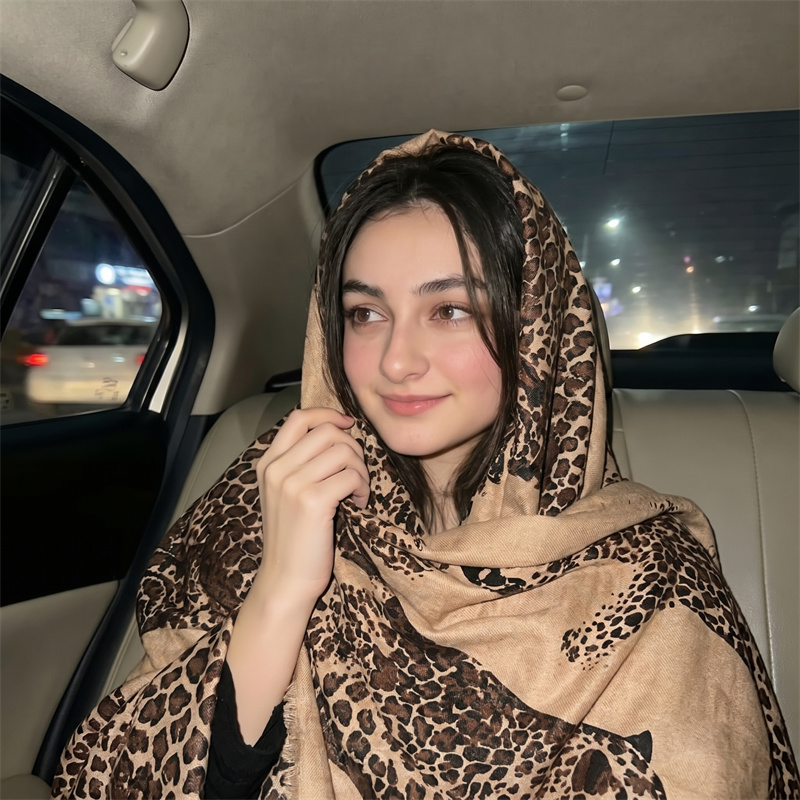 Vintage Fashion Prints - Vintage Leopard Print Hijab and Headscarf