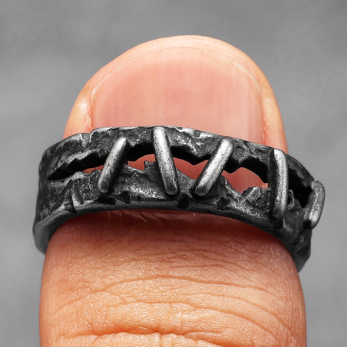 Vintage Fashion Newtown - Retro Suture Men Rings Stainless Steel