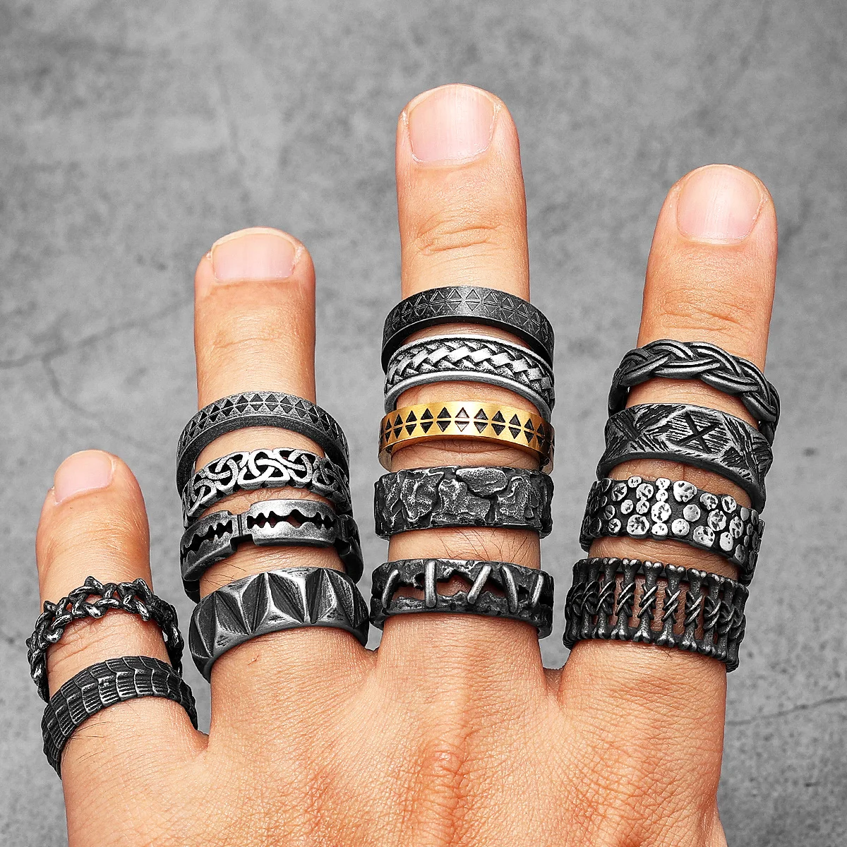 Retro Gothic Bone Men Rings St - Vintage Fashion Newtown 评论和价格