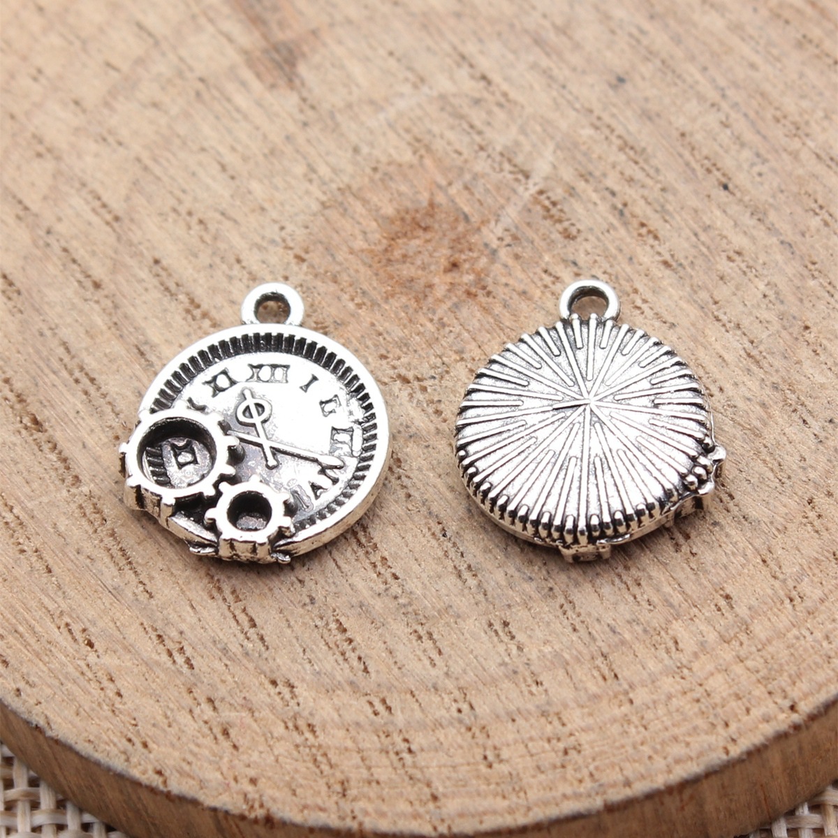 WYSIWYG 10pcs 16x14mm 2 Colors - Vintage Fashion Nova 评论和价格
