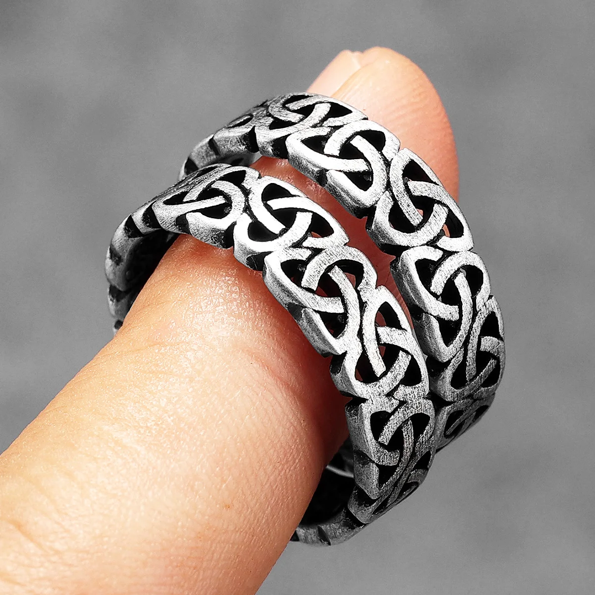 Hollow Celtic Knot Men Rings S - Vintage Fashion Newtown 评论和价格