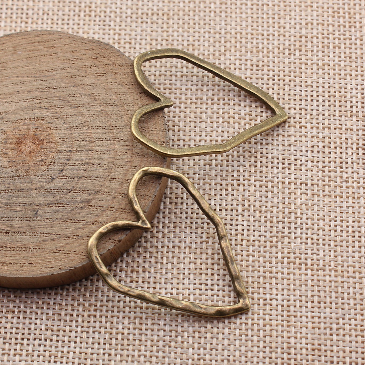 10pcs 39x31mm 5 Colors Hollow  - Vintage Fashion Nova 评论和价格